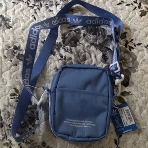 NEW! Adidas Originals Unisex Festival Crossbody Camera Bag Real Powder Blue NWT